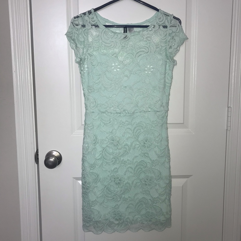 Forever 21 Mint body con dress. Size 8.